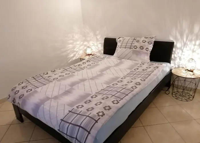 Appartement Erdgeschosswohnung Mit Terrasse Und Meerblick By Interhome *