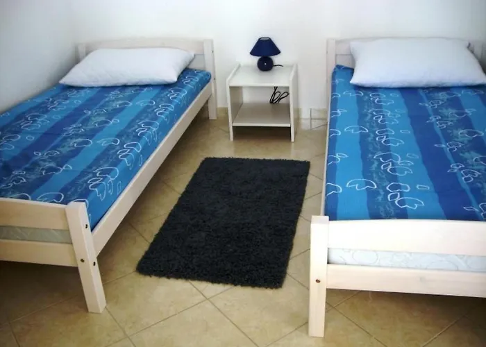 Appartement Erdgeschosswohnung Mit Terrasse Und Meerblick By Interhome *